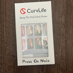 NWT CurLife Press On Nails - Translucent White Silver